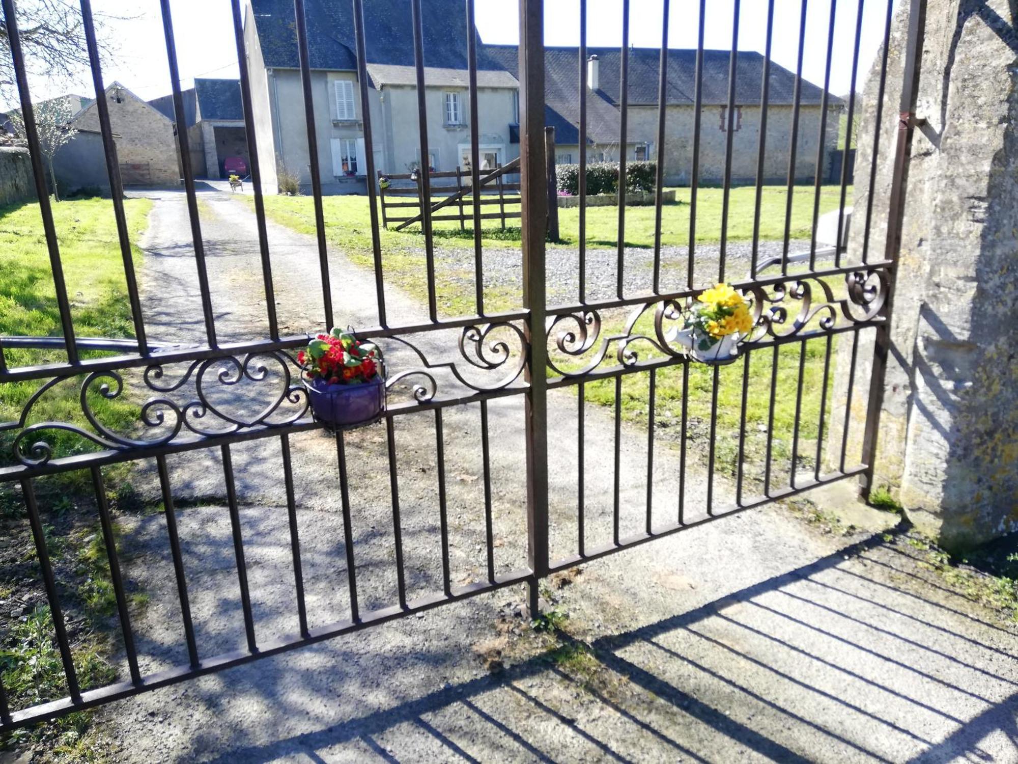 Ferme De Montigny Bed & Breakfast Asnieres-en-Bessin Bagian luar foto